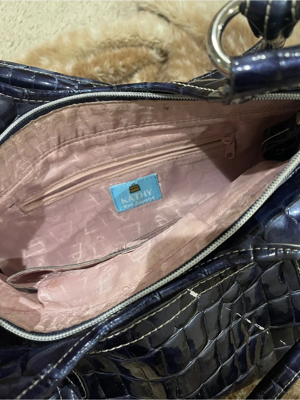 Kathy Van Zeeland stylish navy